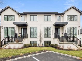 27 S Remsen St, Monsey, NY 10952