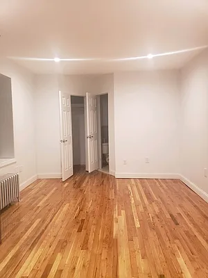 Rented by The Brokerage Group LLC | media 32