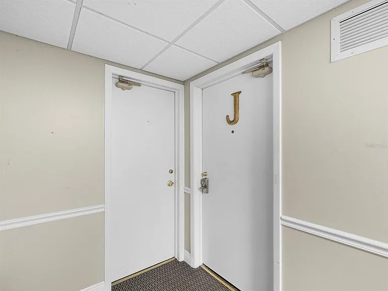 17400 Gulf Blvd #J7 — Photo 27