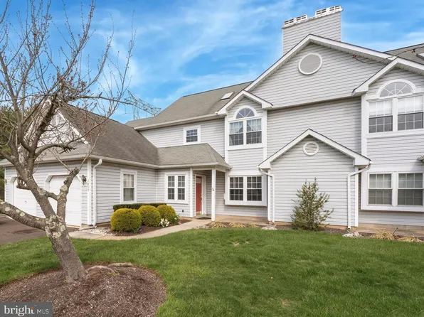 1825 Grand Blvd #25, Warrington, PA 18976