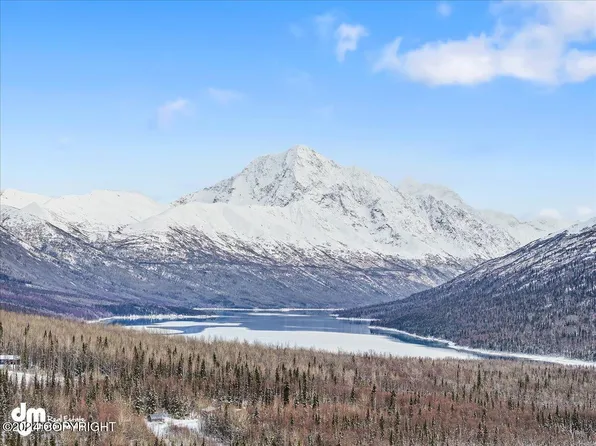 38281 Raymond Ave, Chugiak, AK 99567