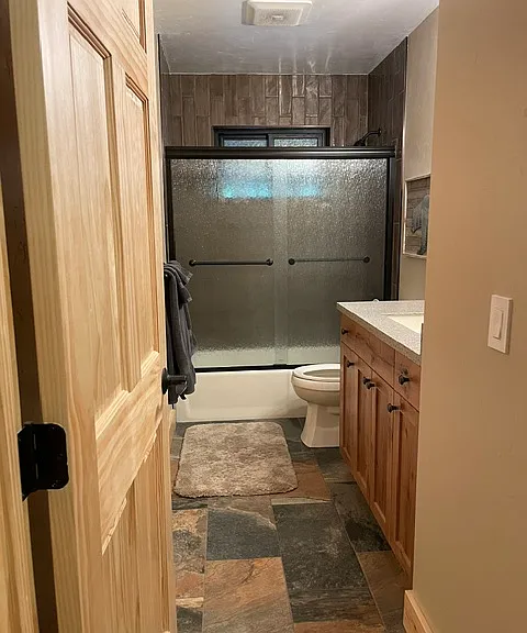 7826 North Ave — Photo 9