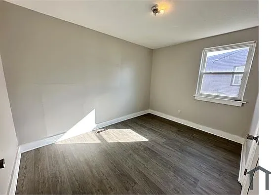 3 bed, 1064 sqft, $1,200 — Photo 3