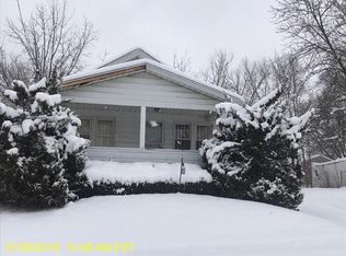 1420 Wolcott St, Flint, MI 48504