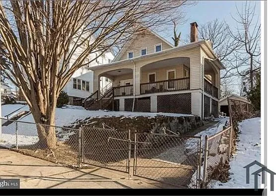 7 bed, $2,900 — Photo 1