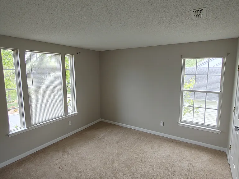 1901 Misty Vale Rd — Photo 23