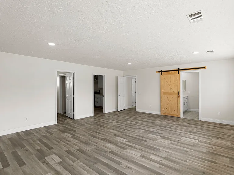 7349 Jenkins Ave — Photo 16