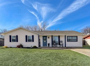 1000 S Swanner Dr, Howe, TX 75459