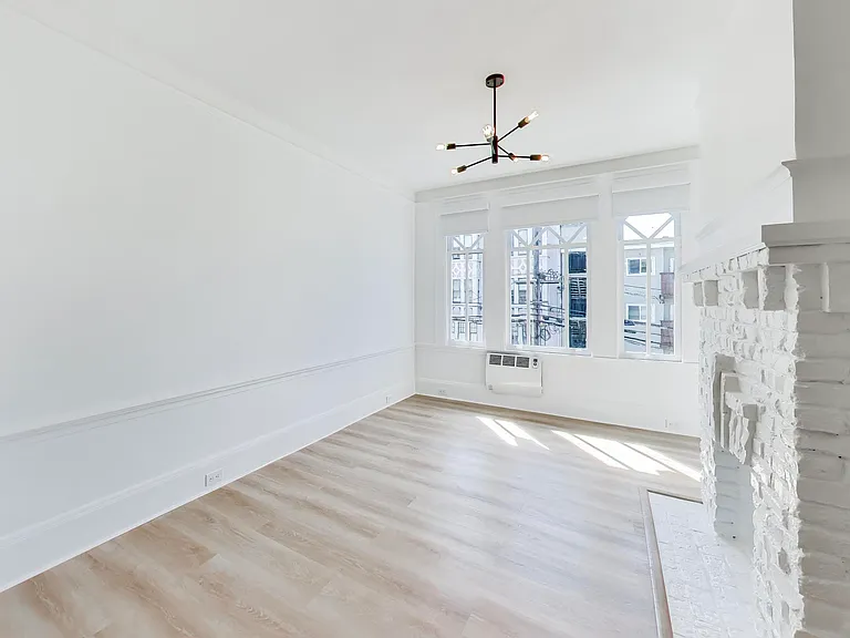 1418 Leavenworth St #3 — Photo 9