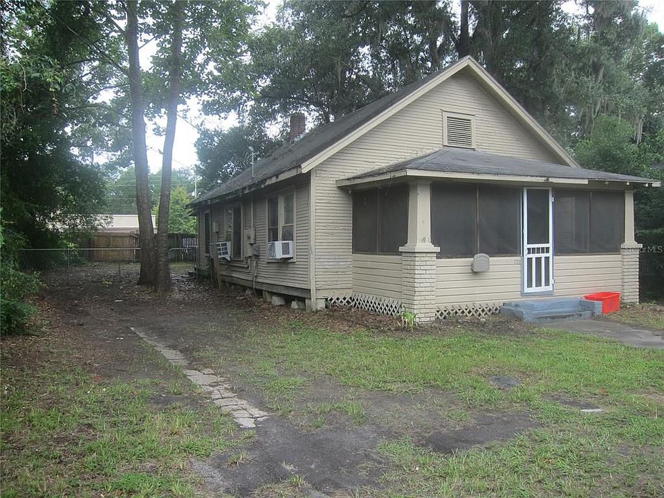 1st image of 720 NW 22nd Ave