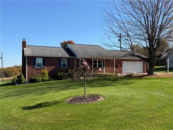 49 Kings Dr, Steubenville, OH 43952