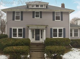 636 N Washington St, Owosso, MI 48867