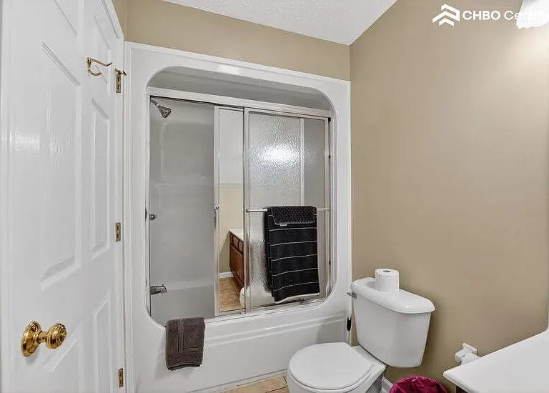 1332 W Andrew Johnson Hwy #9 — Photo 13