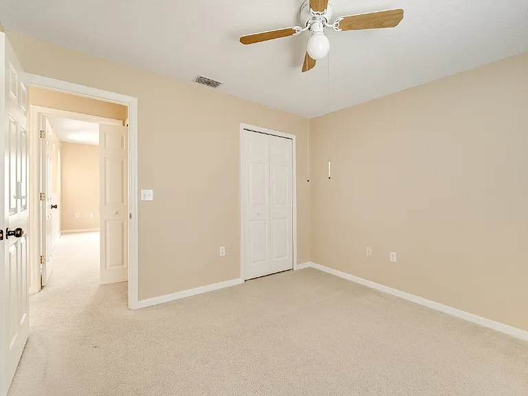 2081 Brookshire Cir — Photo 26