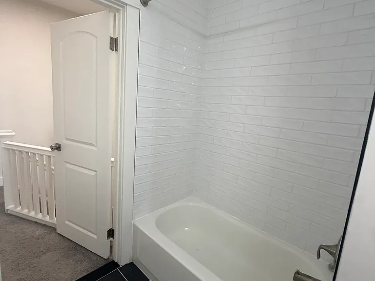 2905 Presbury St — Photo 21