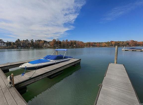 2nd image of 131 Waterford Dr