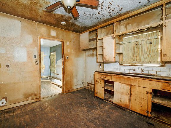 5th image of 6309 Buford St