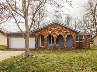 1316 W Winkler St, Springfield, MO 65807