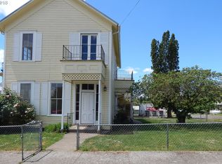 381 5th St, Lafayette, OR 97127