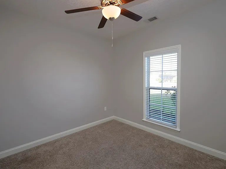 3964 Crusader Ct — Photo 15