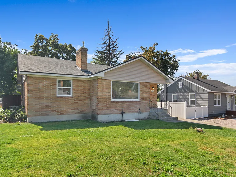 2917 W Heroy Ave — Photo 14