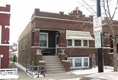 1st image of 2113 S Lombard Ave