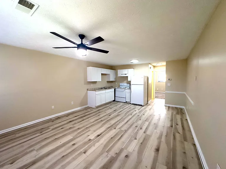 244 Landings Dr #1 — Photo 1