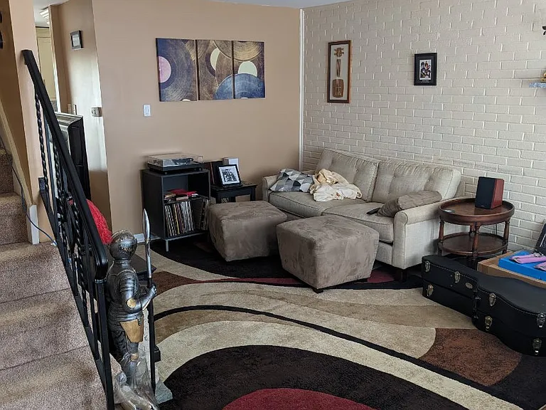 433 Arbutus Ave #B — Photo 5