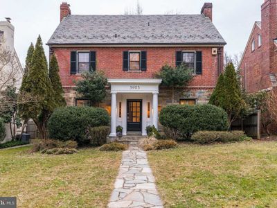 3923 Massachusetts Ave NW, Washington, DC, 20016