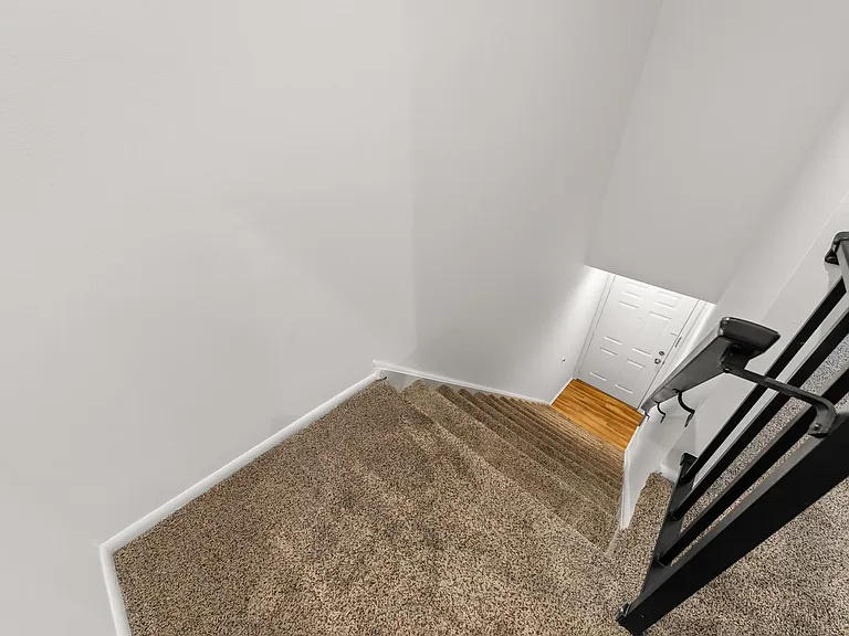 324 Shore Dr #B-8 — Photo 13