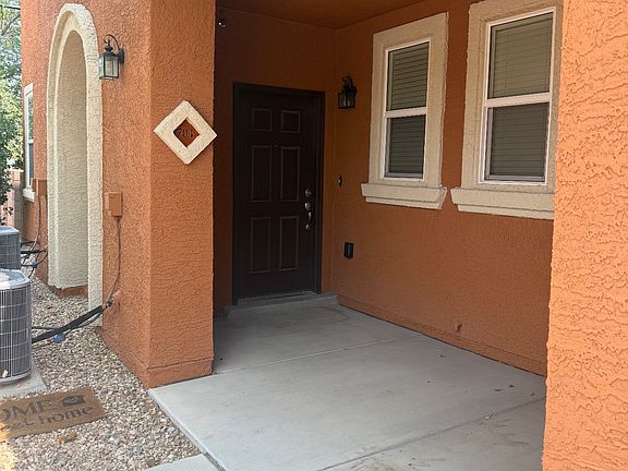 3rd image of 602 Menaul Blvd NE