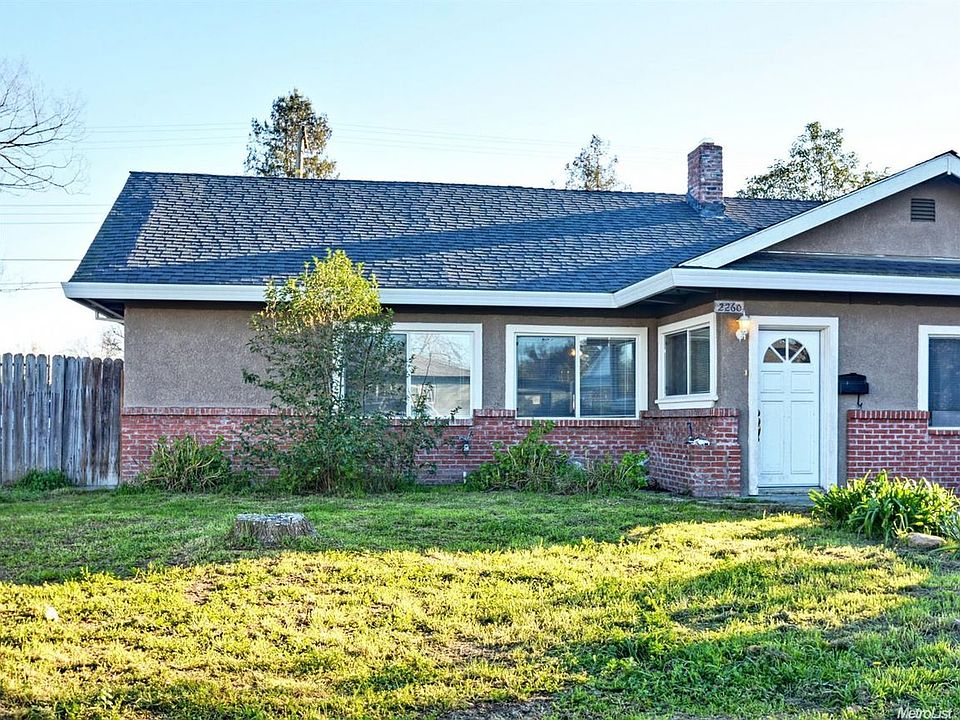 1st image of 2260 La Paloma Way