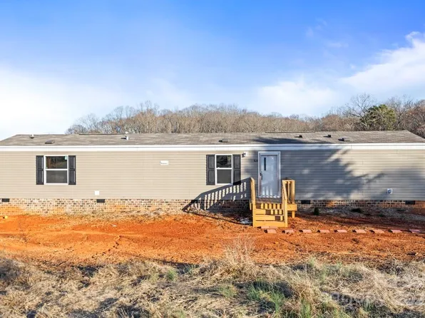 1536 Washington Ln, Catawba, NC 28609