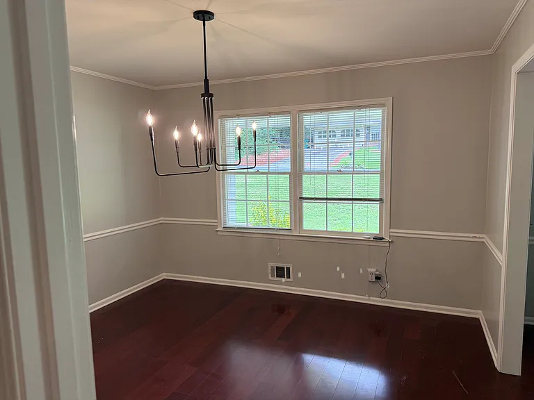 1295 Seven Springs Cir — Photo 22
