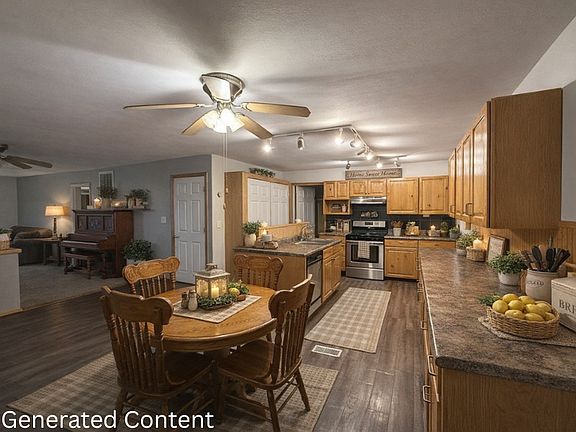 5th image of 730 Thunderbird Rd