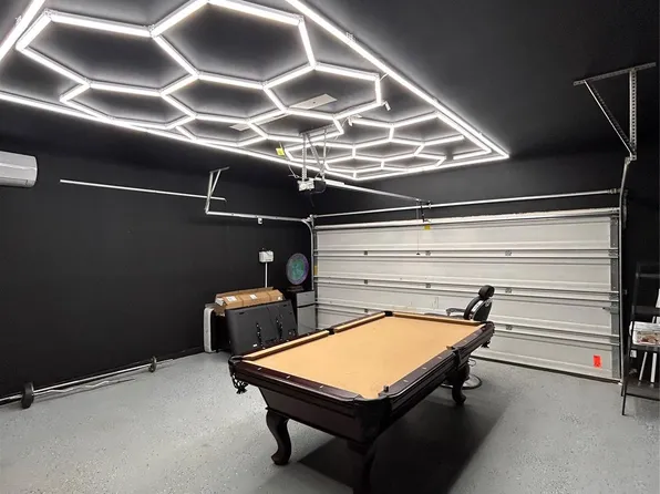 18753 Kelly Meadows Ln, New Caney, TX 77357