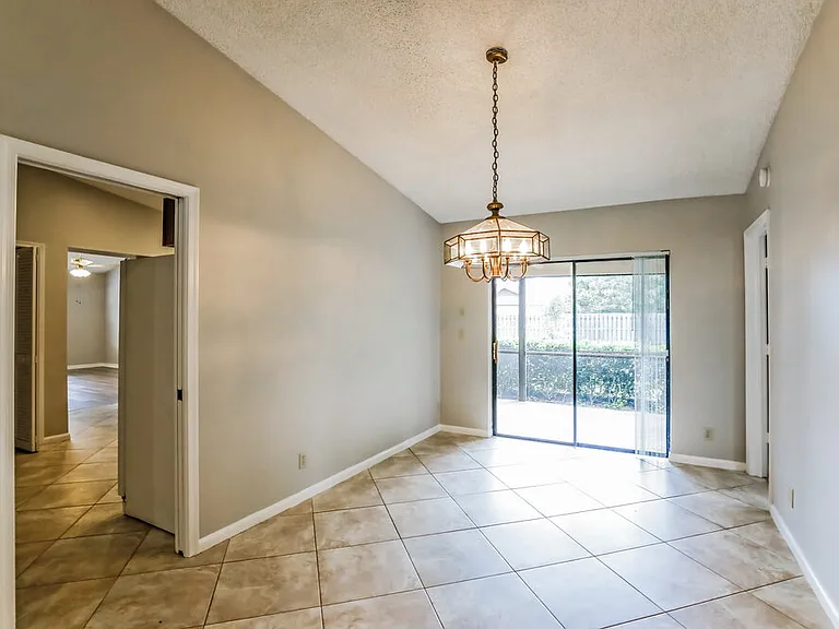 518 Azure Ave — Photo 6