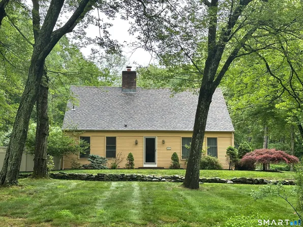 2 Pheasant Hill Lane, Old Saybrook, CT 06475