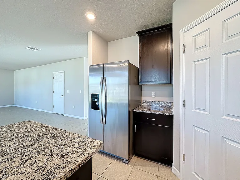 5251 Meredrew Ln — Photo 19