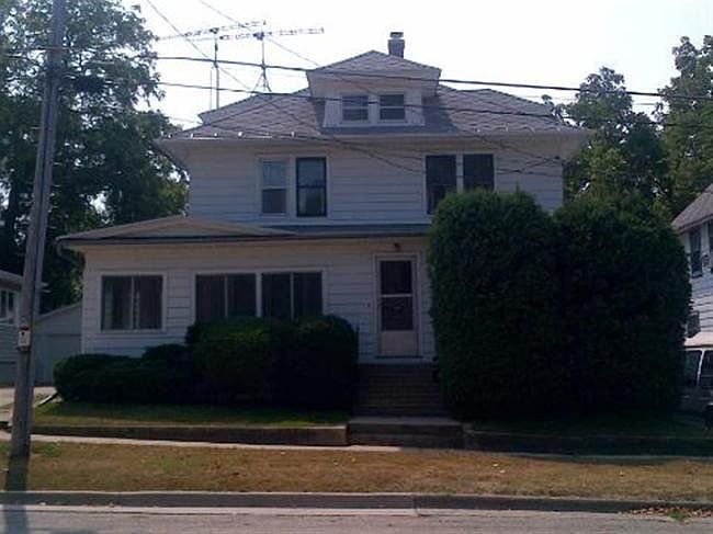 1st image of 307 E South St