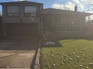 89 Allingham Gdns, Toronto, ON M3H 1X9