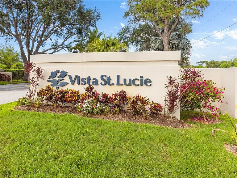 29 Lake Vista Trl #205 — Photo 8