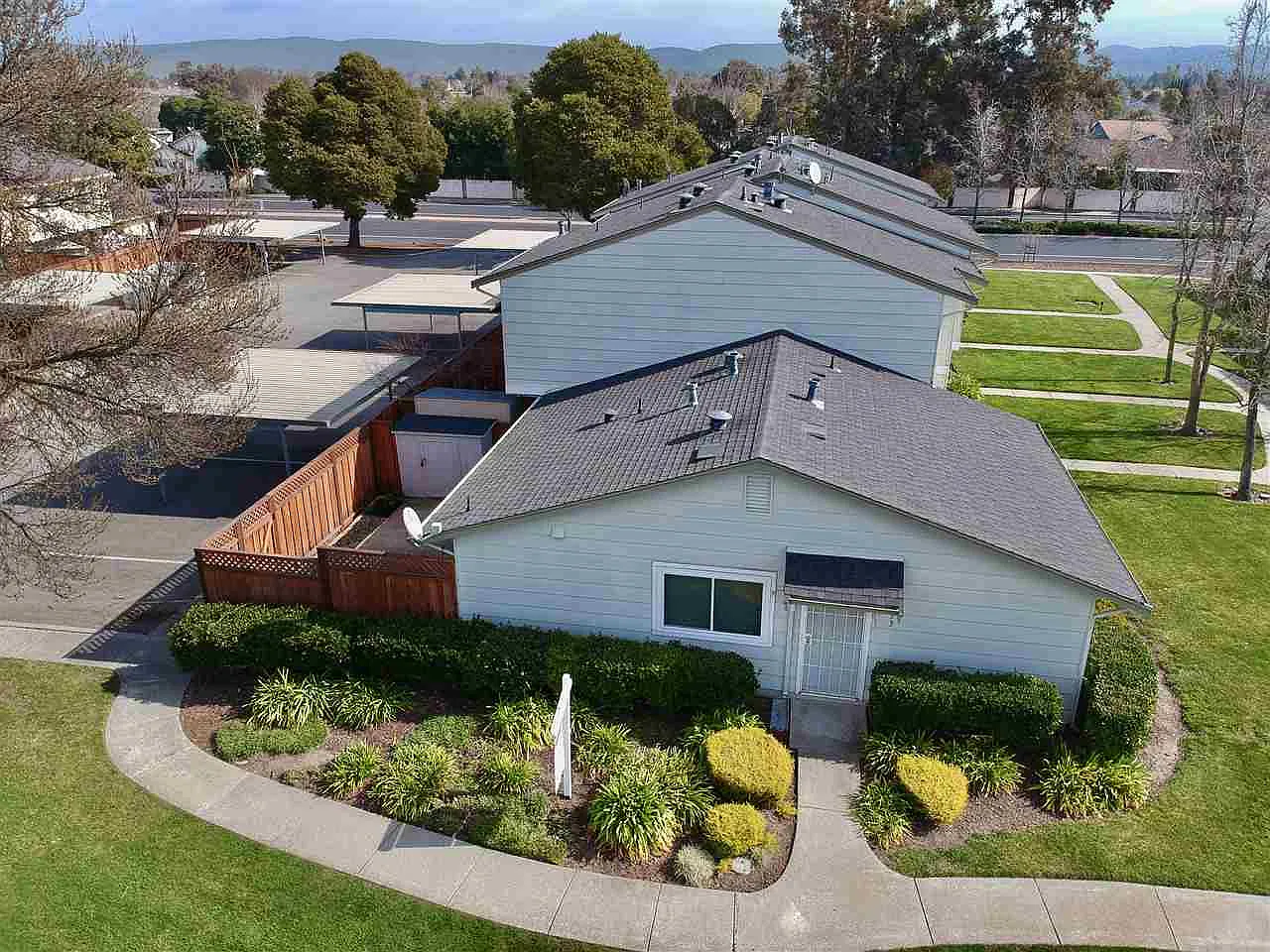 1953 Monterey Dr photo 1