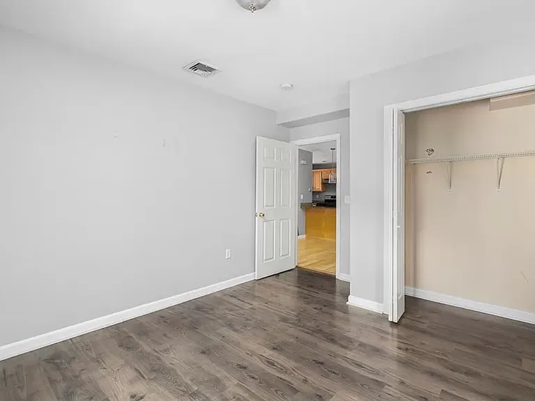 86 Grove St #2 — Photo 11