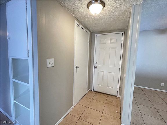 3rd image of 3578 Florrie Ave