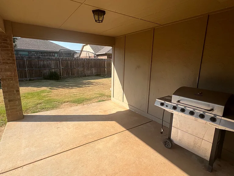 18509 Agua Dr — Photo 8