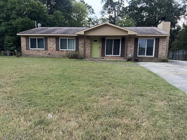 2706 Vultee Dr