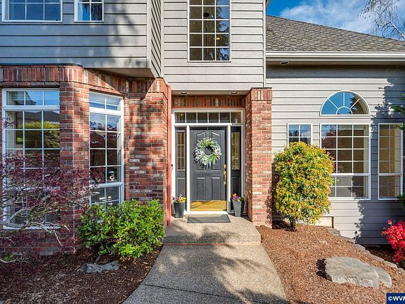 4th image of 1757 Whitney Dr NW