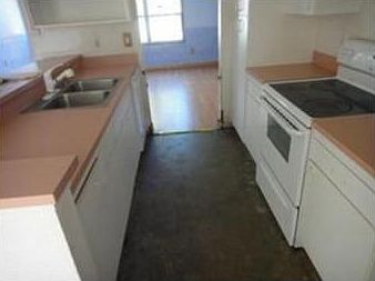 2nd image of 238 San Marino Rd SW #R