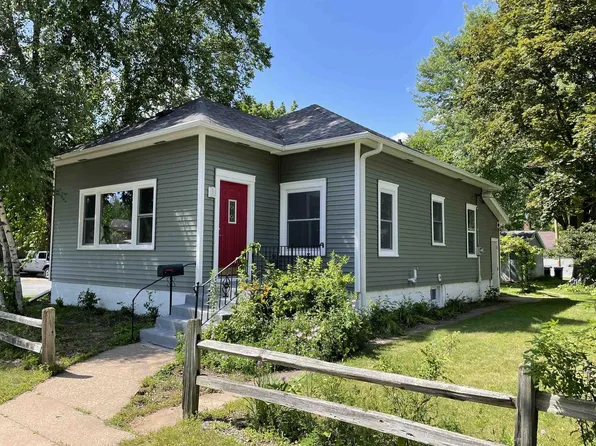 350 MARKET AVENUE, Port Edwards, WI 54469